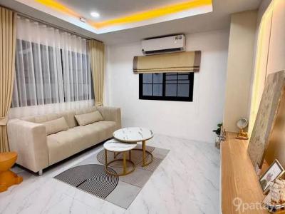 ทาวน์เฮาส์ 2990000 ชลบุรี บางละมุง หนองปรือ