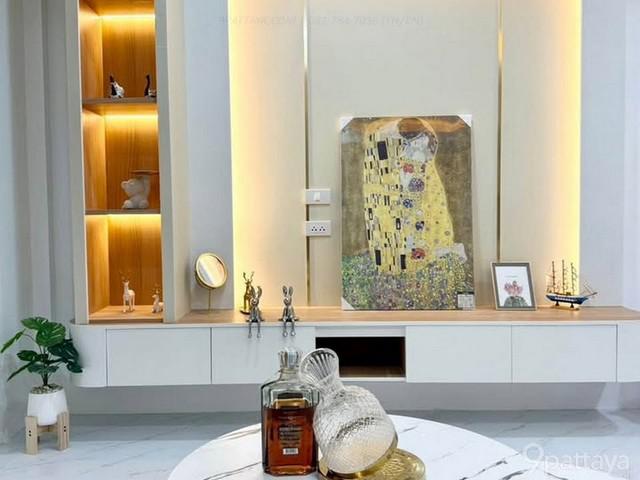 ทาวน์เฮาส์ 2990000 ชลบุรี บางละมุง หนองปรือ