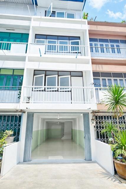 อาคารพาณิชย์ 20199 กรุงเทพมหานคร เขตยานนาวา ช่องนนทรี