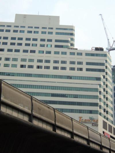 สำนักงาน 70000 กรุงเทพมหานคร เขตวัฒนา คลองเตยเหนือ