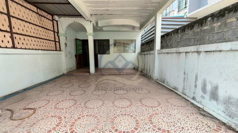 ทาวน์เฮาส์ 2200000 ชลบุรี เมืองชลบุรี บ้านสวน