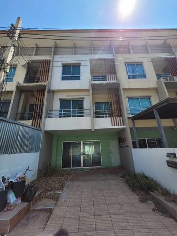 ทาวน์เฮาส์ 3243000 นนทบุรี เมืองนนทบุรี บางรักน้อย