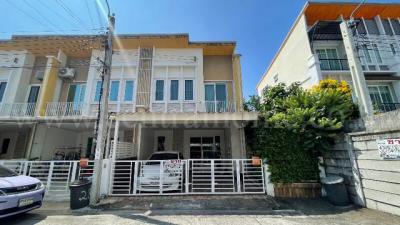 ทาวน์เฮาส์ 3590000 นนทบุรี บางกรวย บางกรวย