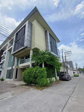 สำนักงาน 19000000 กรุงเทพมหานคร เขตคันนายาว คันนายาว