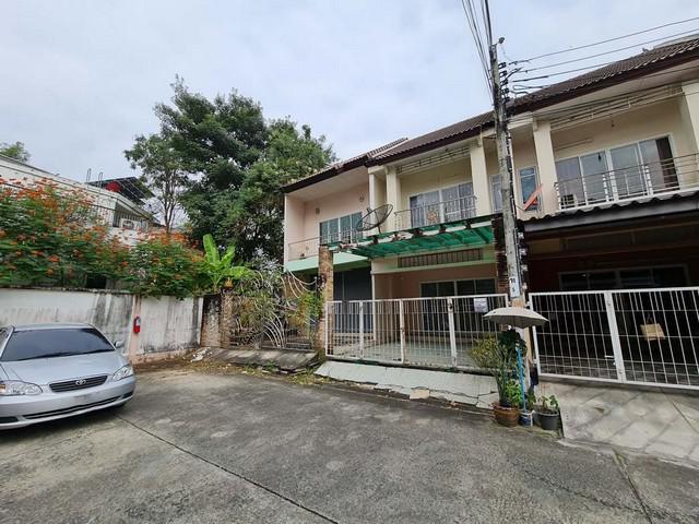 ทาวน์เฮาส์ 2393000 กรุงเทพมหานคร เขตหนองแขม หนองแขม