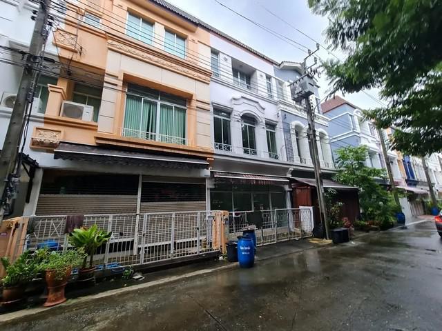 ทาวน์เฮาส์ 4738000 สมุทรปราการ บางพลี บางแก้ว