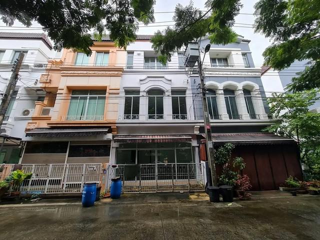 ทาวน์เฮาส์ 4738000 สมุทรปราการ บางพลี บางแก้ว