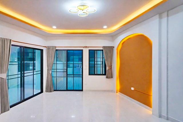 ทาวน์เฮาส์ 15998 กรุงเทพมหานคร เขตมีนบุรี มีนบุรี