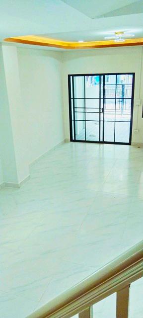 ทาวน์เฮาส์ 15499 กรุงเทพมหานคร เขตมีนบุรี มีนบุรี