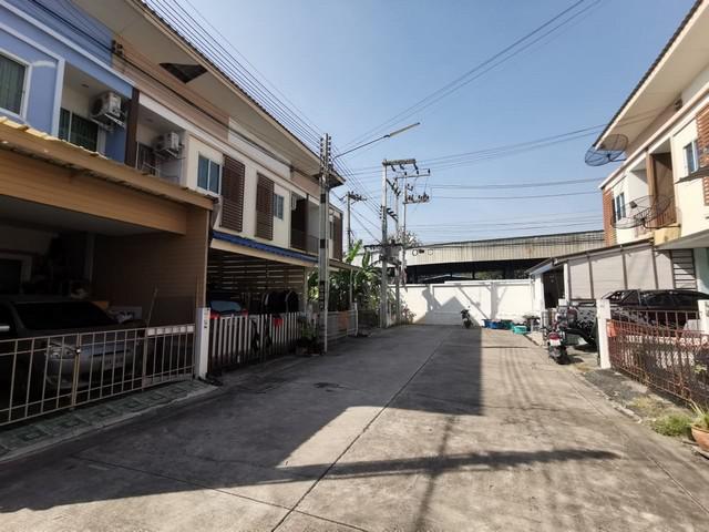 ทาวน์เฮาส์ 2378000 ชลบุรี ศรีราชา ทุ่งสุขลา