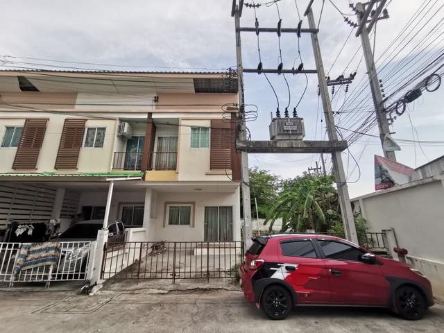 ทาวน์เฮาส์ 2378000 ชลบุรี ศรีราชา ทุ่งสุขลา