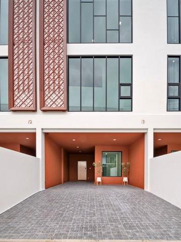 อาคารพาณิชย์ 50000 กรุงเทพมหานคร เขตลาดพร้าว ลาดพร้าว