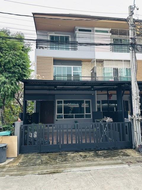 ทาวน์เฮาส์ 35000 กรุงเทพมหานคร เขตบึงกุ่ม คลองกุ่ม