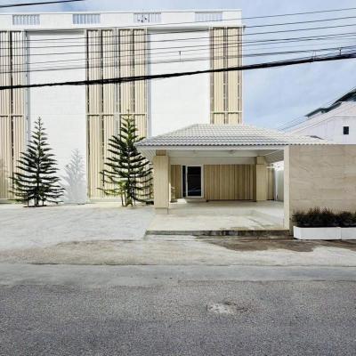 สำนักงาน 270000 กรุงเทพมหานคร เขตวัฒนา พระโขนงเหนือ