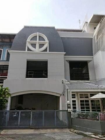 ทาวน์เฮาส์ 70000 กรุงเทพมหานคร เขตวัฒนา คลองตันเหนือ