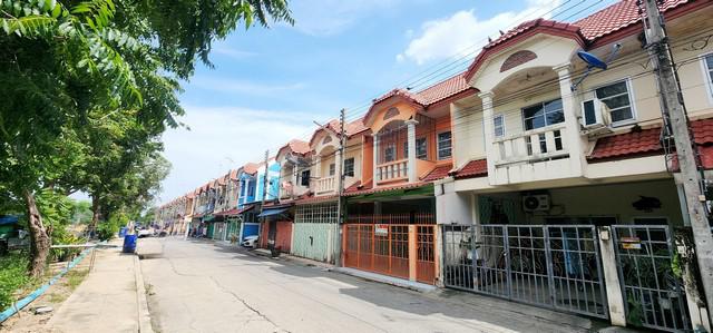 ทาวน์เฮาส์ 1490000 นครปฐม บางเลน บางเลน