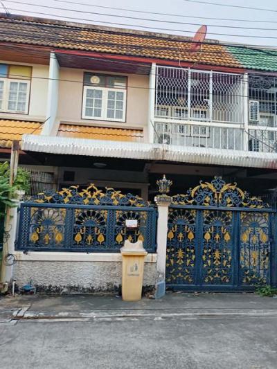 ทาวน์เฮาส์ 18000 กรุงเทพมหานคร เขตคลองเตย พระโขนง