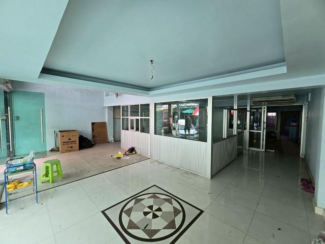 สำนักงาน 4999000 กรุงเทพมหานคร เขตบางกะปิ หัวหมาก