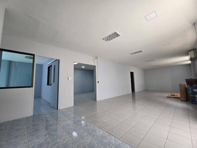 สำนักงาน 20000 กรุงเทพมหานคร เขตวังทองหลาง วังทองหลาง