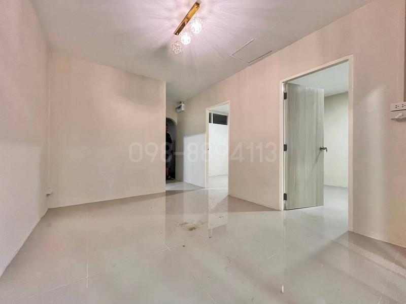 ทาวน์เฮาส์ 1050000 ปทุมธานี ธัญบุรี ลำผักกูด