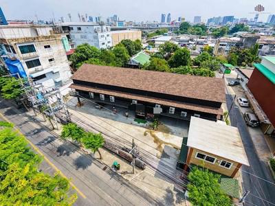 อาคารพาณิชย์ 7600000 กรุงเทพมหานคร เขตบางกอกน้อย ศิริราช