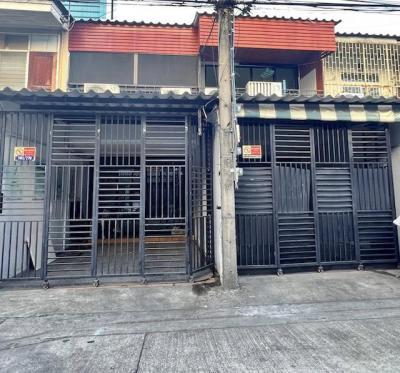 ทาวน์เฮาส์ 55000 กรุงเทพมหานคร  