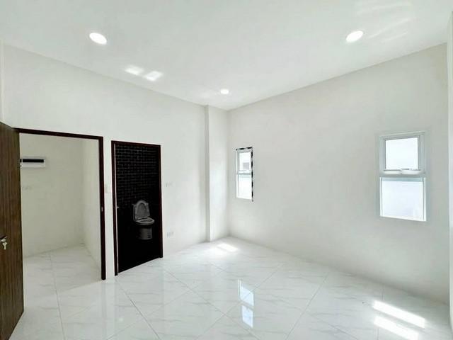 บ้านเดี่ยว 3280000 ชลบุรี บางละมุง โป่ง