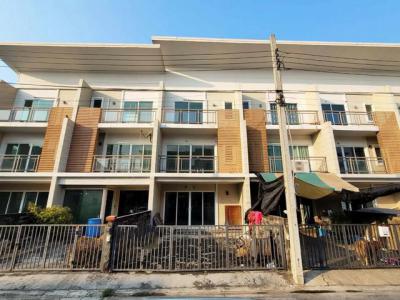 ทาวน์เฮาส์ 4017000 กรุงเทพมหานคร เขตบางเขน ท่าแร้ง