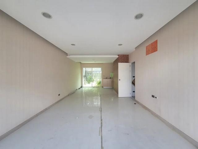 ทาวน์เฮาส์ 4017000 กรุงเทพมหานคร เขตบางเขน ท่าแร้ง