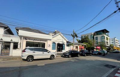 อาคารพาณิชย์ 250000 กรุงเทพมหานคร เขตสวนหลวง สวนหลวง