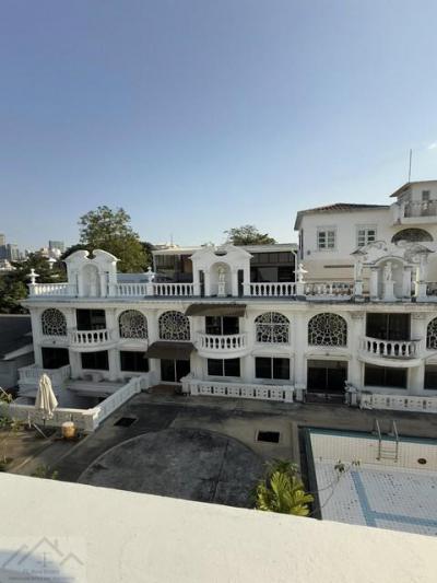 ทาวน์เฮาส์ 58000 กรุงเทพมหานคร เขตวัฒนา คลองตันเหนือ