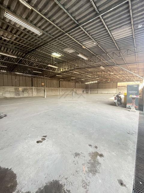 โกดัง 70000 กรุงเทพมหานคร เขตจตุจักร ลาดยาว