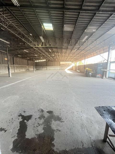 โกดัง 70000 กรุงเทพมหานคร เขตจตุจักร ลาดยาว