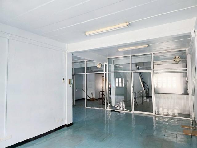 สำนักงาน 4999000 กรุงเทพมหานคร เขตบางกะปิ หัวหมาก