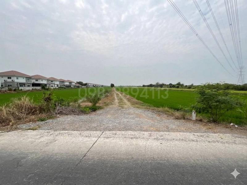 ที่ดิน 1500000 นนทบุรี ไทรน้อย ไทรน้อย