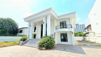 บ้านเดี่ยว 23000000 กรุงเทพมหานคร เขตจตุจักร ลาดยาว