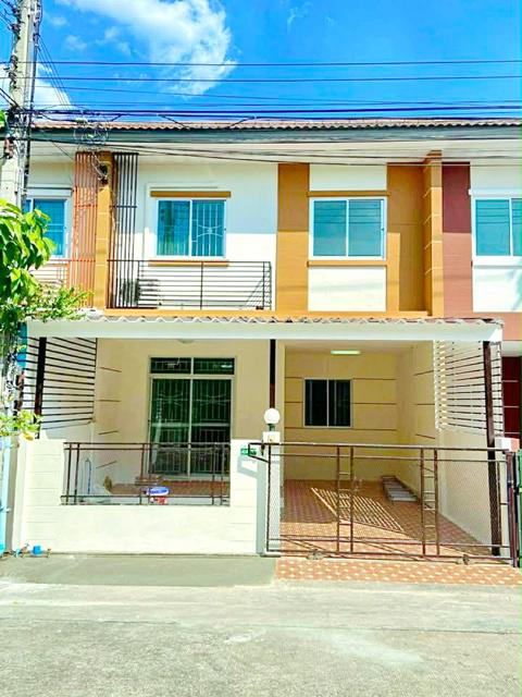 ทาวน์เฮาส์ 11999 กรุงเทพมหานคร เขตคลองสามวา บางชัน