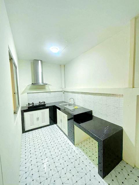 ทาวน์เฮาส์ 11999 กรุงเทพมหานคร เขตคลองสามวา บางชัน