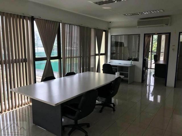 สำนักงาน 18000000 กรุงเทพมหานคร เขตบางกะปิ หัวหมาก