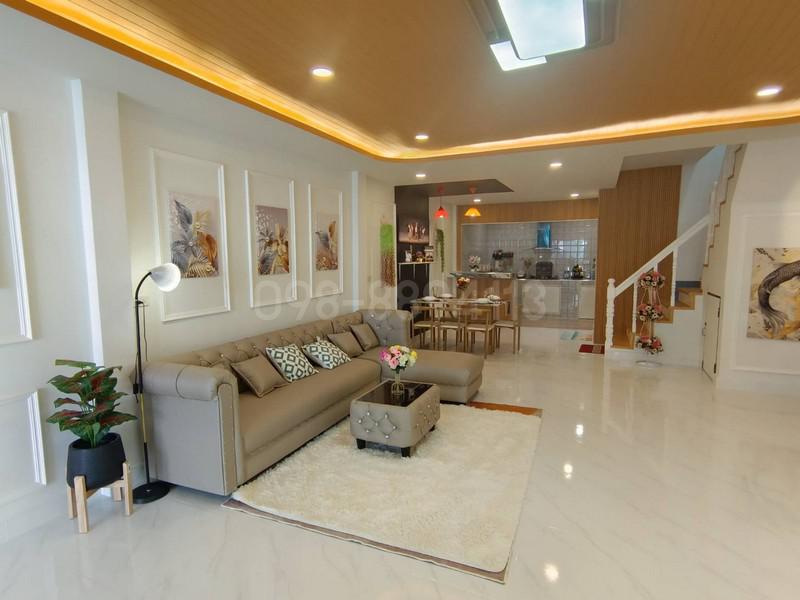 ทาวน์เฮาส์ 2500000 กรุงเทพมหานคร เขตคลองสามวา สามวาตะวันตก