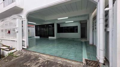 บ้านเดี่ยว 38000 กรุงเทพมหานคร เขตลาดพร้าว จรเข้บัว