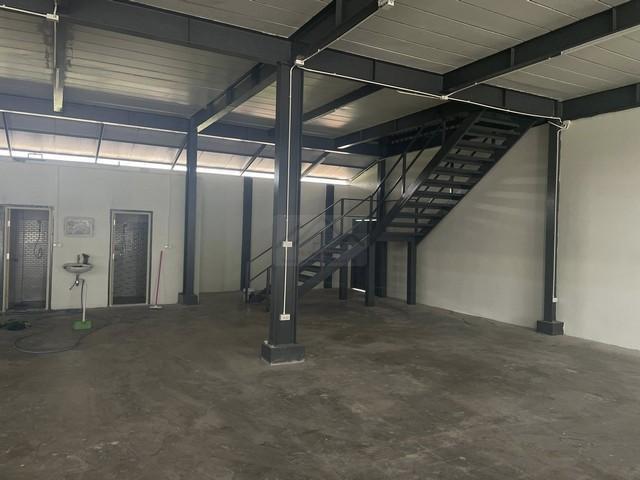 โกดัง 120000 กรุงเทพมหานคร เขตประเวศ ประเวศ