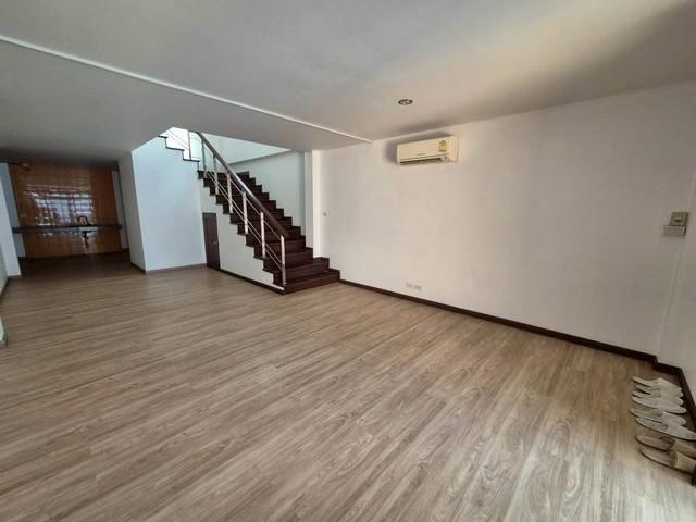 ทาวน์เฮาส์ 65000 กรุงเทพมหานคร เขตพญาไท สามเสนใน