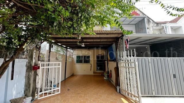 ทาวน์เฮาส์ 1690000 นนทบุรี บางบัวทอง บางรักพัฒนา