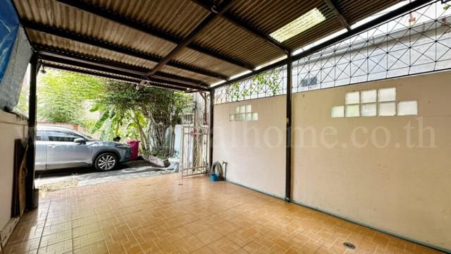 ทาวน์เฮาส์ 1690000 นนทบุรี บางบัวทอง บางรักพัฒนา