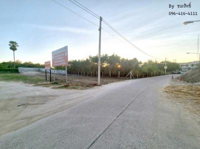 ที่ดิน 30000000 ชลบุรี เมืองชลบุรี อ่างศิลา