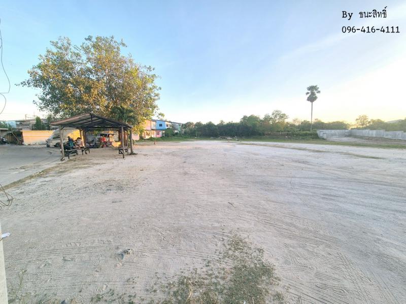 ที่ดิน 30000000 ชลบุรี เมืองชลบุรี อ่างศิลา