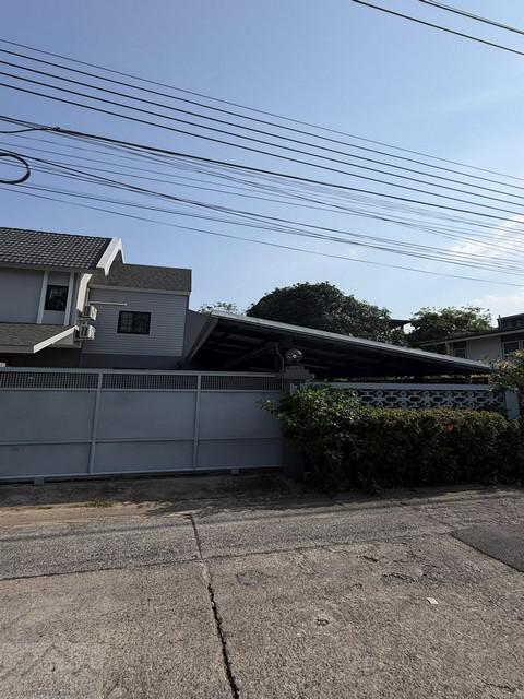 บ้านเดี่ยว 83000 กรุงเทพมหานคร เขตจตุจักร ลาดยาว