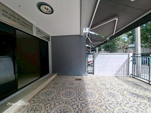 ทาวน์เฮาส์ 3533000 นนทบุรี เมืองนนทบุรี บางกระสอ