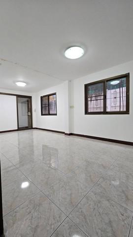 บ้านเดี่ยว 25000 กรุงเทพมหานคร เขตลาดพร้าว จรเข้บัว